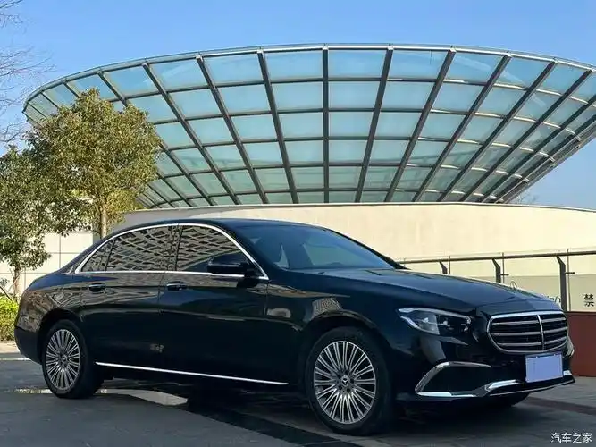 2022年奔驰e300l立标时尚安全行驶26w万公里全