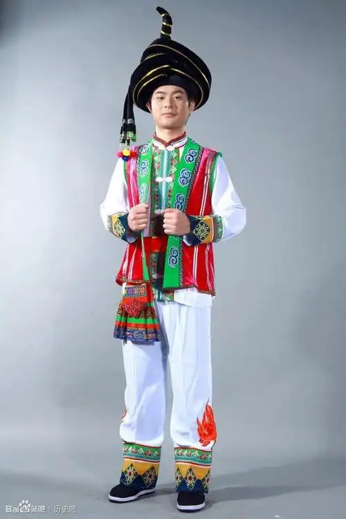 彝族男装