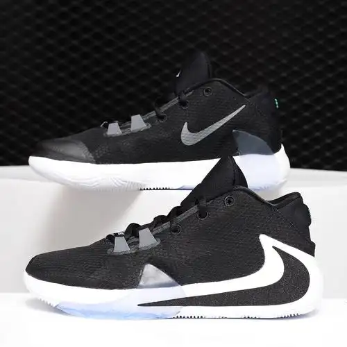 nike耐克正品freak字母1代黑白男女实战篮球篮球鞋