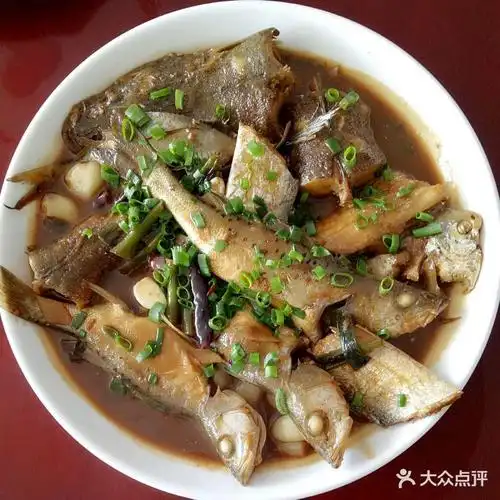 鸿润海鲜馆-红烧海杂鱼-菜-红烧海杂鱼图片-启东市美食-大众点评网