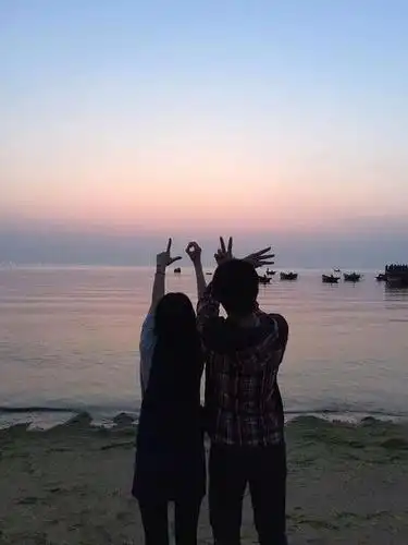 微信头像图片大全_微信花草植物头像油菜花背影女生头像_唯美油菜花