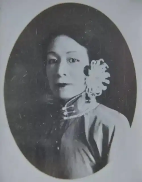 中国芭蕾第一人,慈禧御前女官,晚年竟双腿被废…|容龄|德龄|溥仪|小德