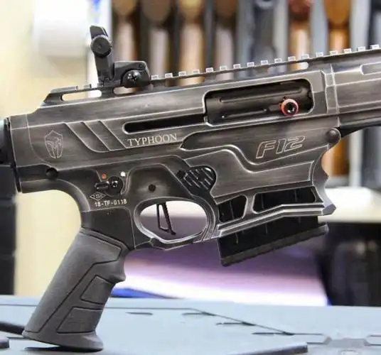 【僵尸杀手】typhoon防御公司战术霰弹枪图集