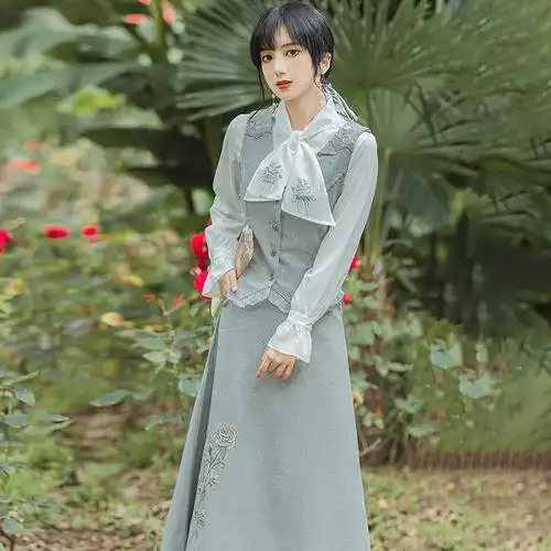 班彤曼旗舰店的优惠券大全—民国复古洋装两件套裙改良旗袍秋款今年