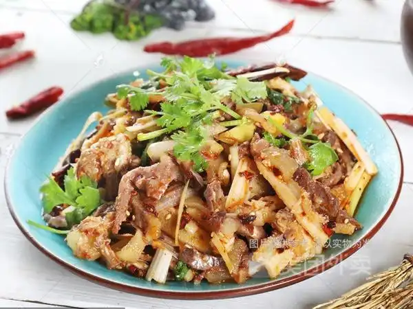 凉拌牛杂图片