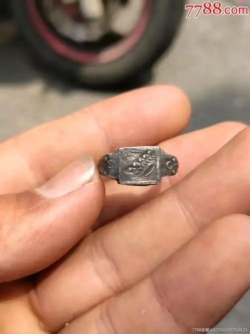 民国活扣银戒指