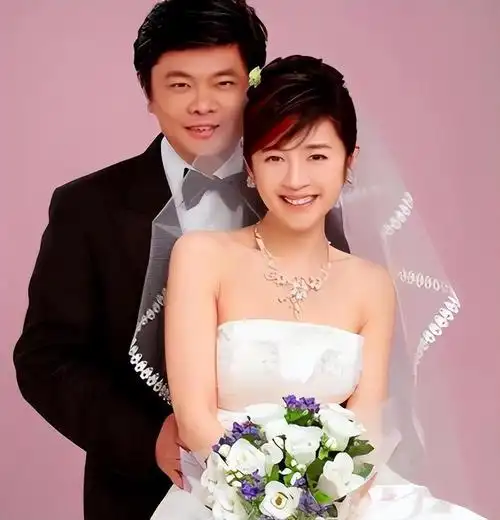 富豪丁健为娶主持人许戈辉,直接给前妻1个亿,抛弃2个孩子 - 知乎