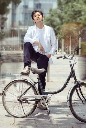 话剧天堂隔壁是疯人院节目册