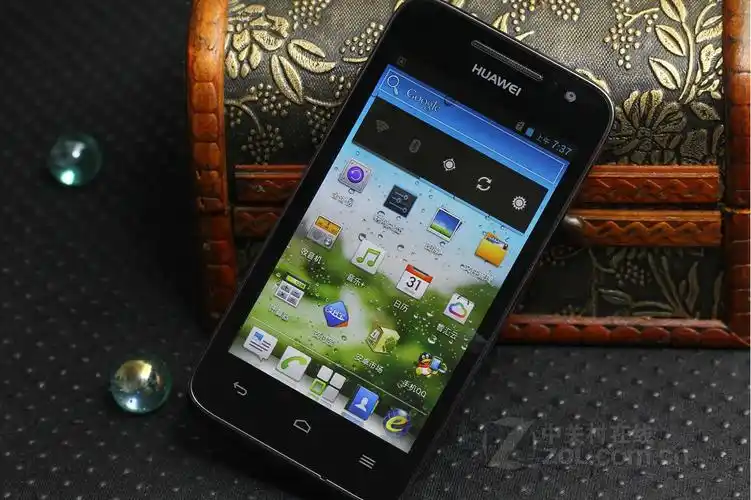 g330c(c8825d/4gb/电信版)是华为在2012年发布的一款智能手机