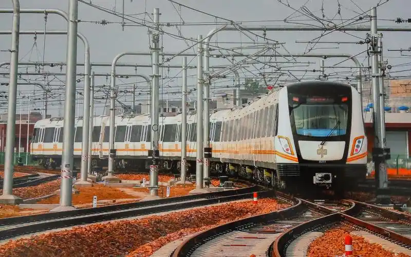 郑州地铁城郊线地上段车尾视角pov