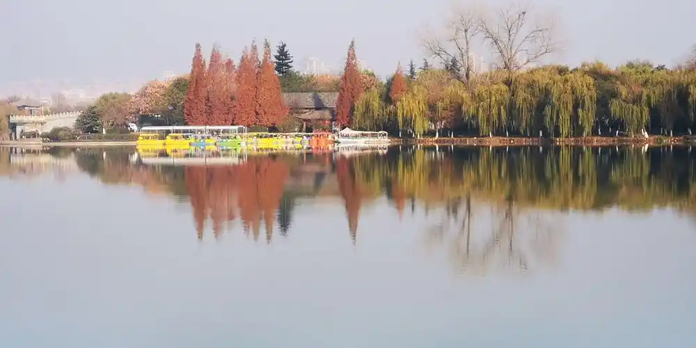 水光敛滟…小南湖