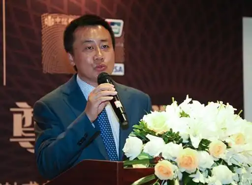 (现场:中信银行信用卡中心副总裁吕天贵致辞)