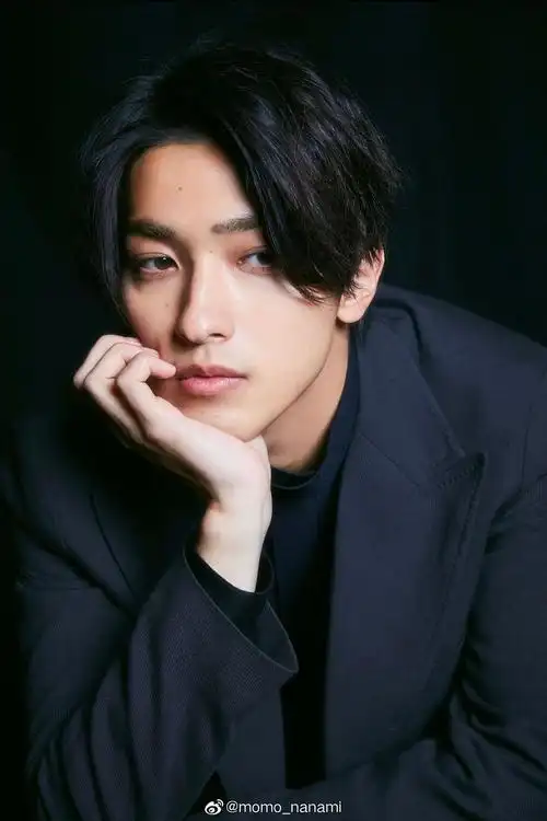 看点帅哥横滨流星最近有帅回来