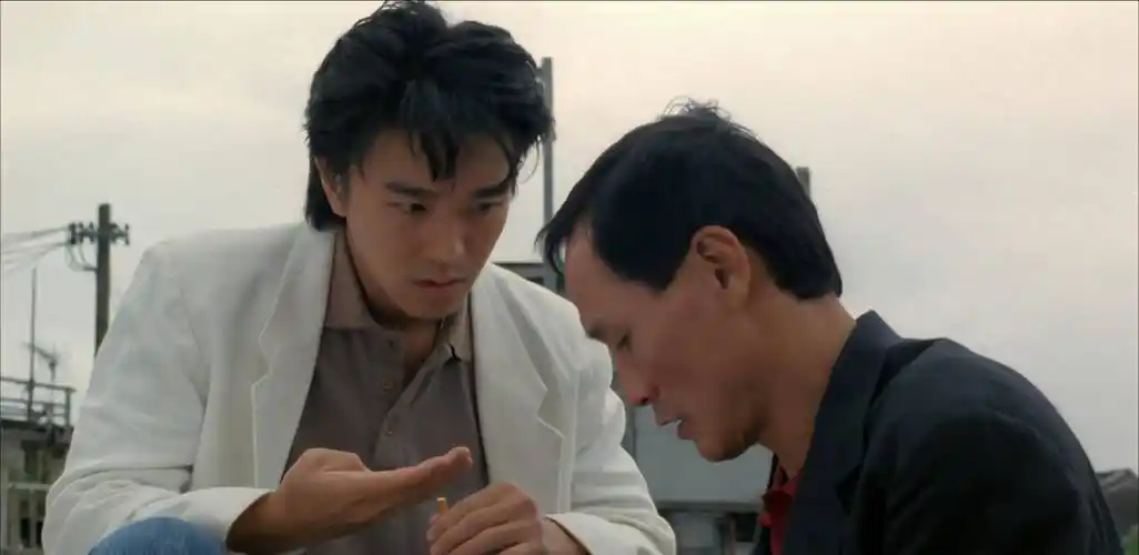 周星驰早期电影,携手陈惠敏风雨同路,女主角周慧敏神仙颜值_张郎