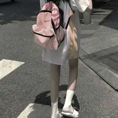 可爱女生腿部头像 真实好看的学生腿图片