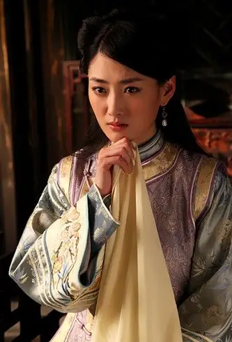 玉格格[保存到相册]陈洁演绎过气格格 与黑子激情飚戏青年演员陈洁