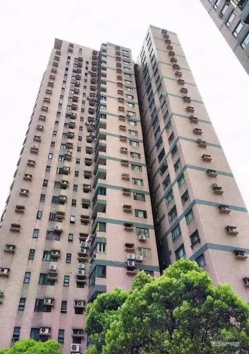 和平花苑2室2厅1卫80㎡南北635万