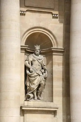 768-814为法兰克王,800-814为西罗马帝国皇帝)