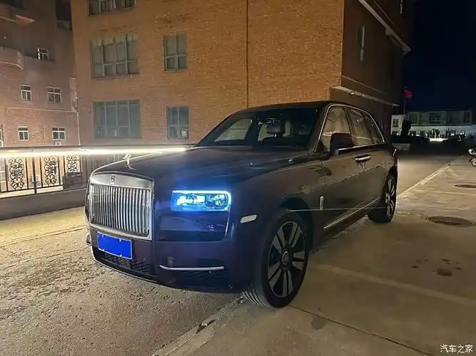 2021年劳斯莱斯库里南 2.8万公里原漆 暮光紫色车漆 五
