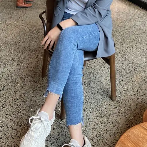 身材大码梁宏蓝私服铅笔牛仔裤通勤苹果型梨形牛仔裤