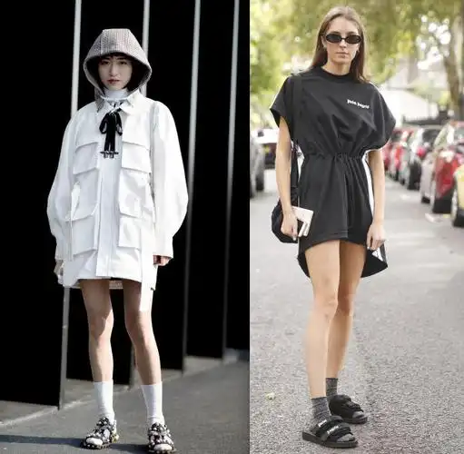 根据季节选择根据季节选择鞋子和袜子的搭配时,最重要的是袜子的选择.