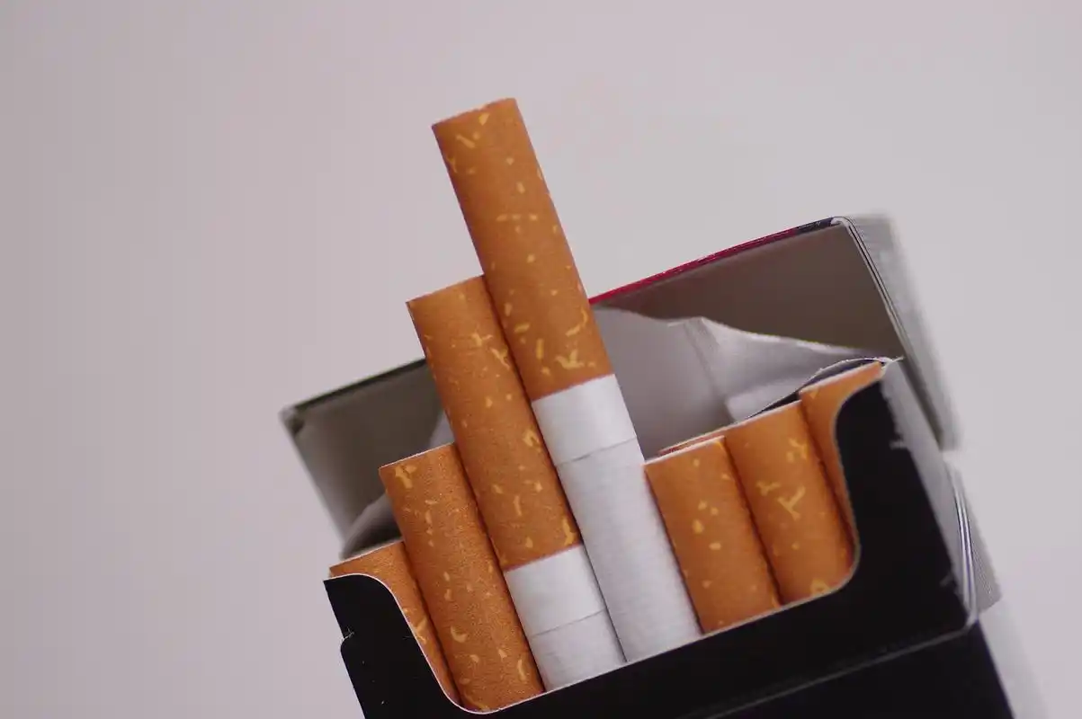 香烟免费股票照片1920x1280分辨率查看