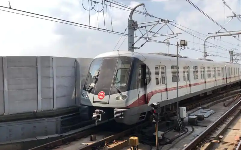 【上海地铁】11号线 奶咖1127号车 进马陆站(嘉定北往迪士尼方向)