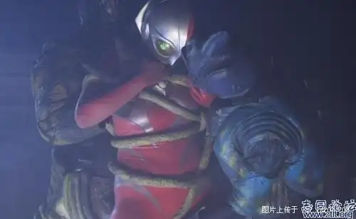 谁能给我女奥特曼图片?求