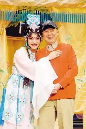 菊坛走马|"川剧皇后"沈铁梅:父亲像x光,扫掉我身上所有毛病