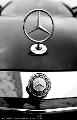 奔驰轿车立体logo
