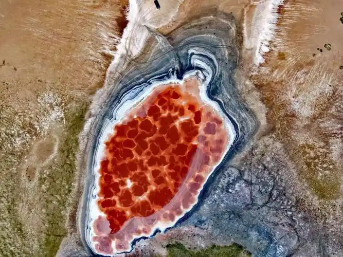 阿拉善沙漠中的地球之心连呼吸都自由