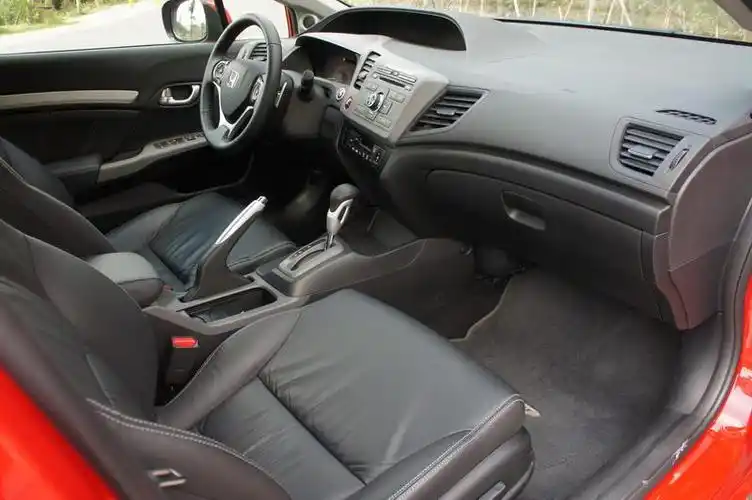 本田 东风本田 思域 09款思域 亚讯车网 www.yescar.cn 车型内饰