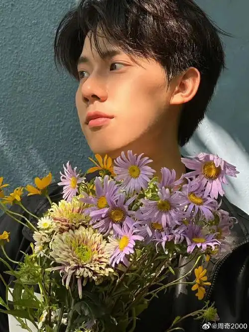 周奇拿了种田文女主剧本吧