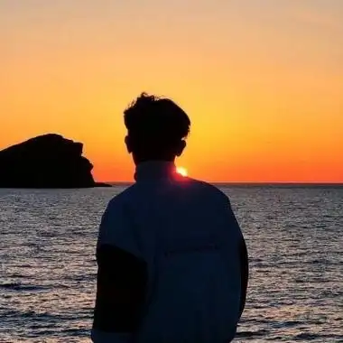 成熟男人头像 男人味清晰-男生头像 - 壁纸之家