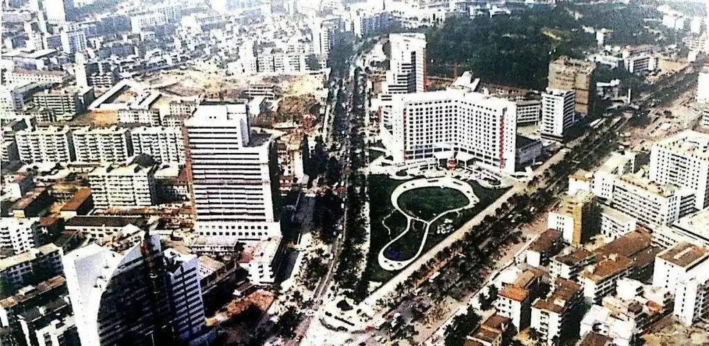 原创原创梁湘顶住压力开创深圳特区面对争议曾言功过留给后人去评说