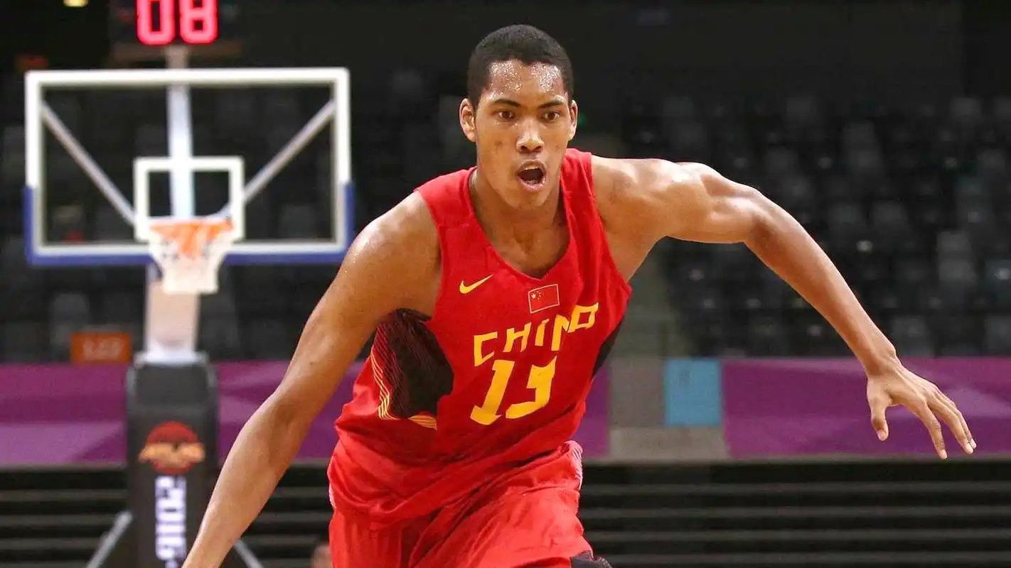 塔瑞克·加尼尤