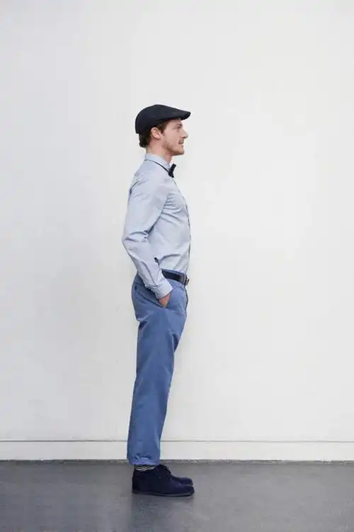 西方人,一个人,站,竖图,室内,白天,白色背景,侧面,衬衫,帽子,欧洲