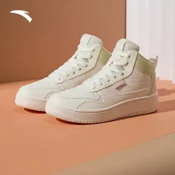【outlets】安踏女鞋高帮板鞋女新款时尚学生潮流运动鞋子白色滑板鞋