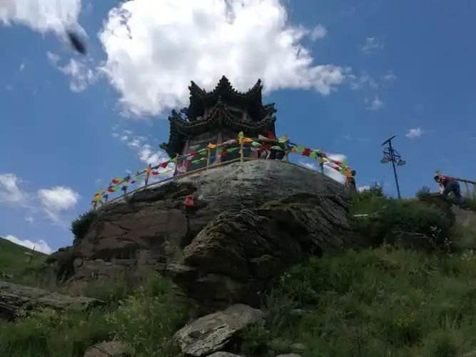 红石崖寺国家aaaa级旅游景区