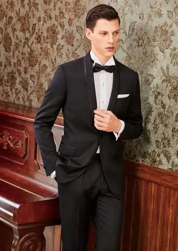 成为准新郎官的婚礼选择