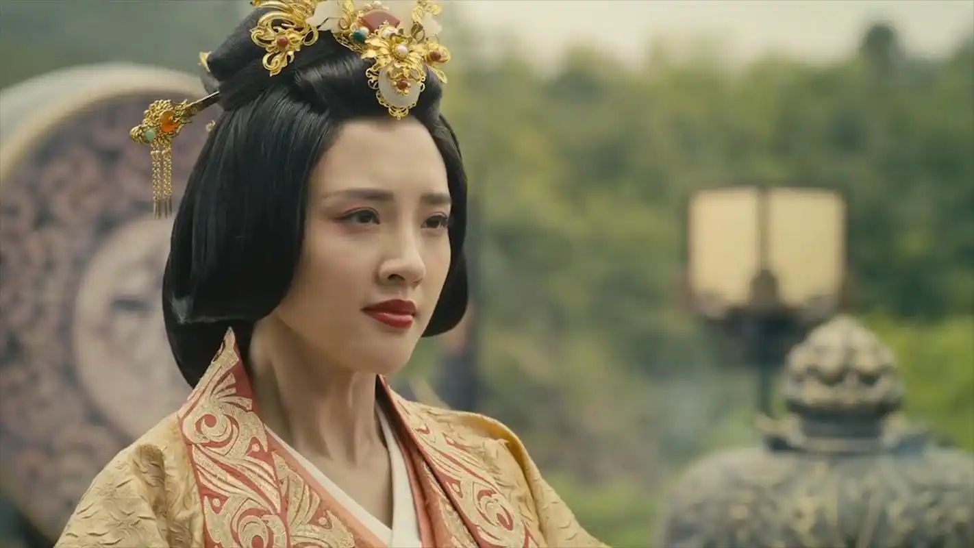 巾帼女王业,斗败三国第一美人甄宓:郭女王究竟有何过人之处