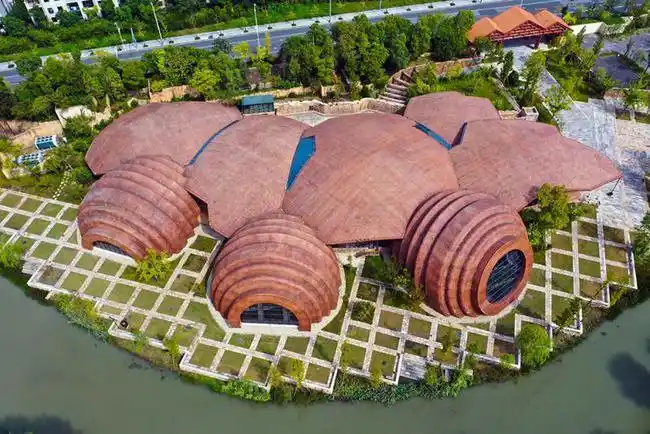 三个瓦罐五片碎陶上海松江广富林考古遗址展示馆对外开放