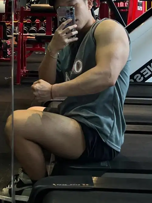 居家健身高能锦囊35的臂围拍的像4090照片都是骗人的!