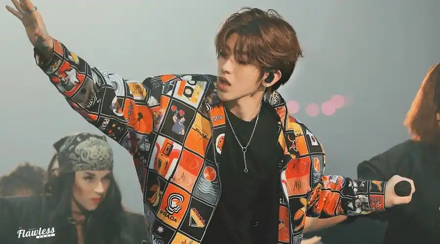 蔡徐坤young直拍focus震耳欲聋的应援声