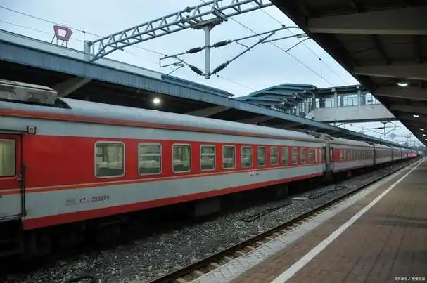 旅游百科丨z字打头的列车:直达快速列车