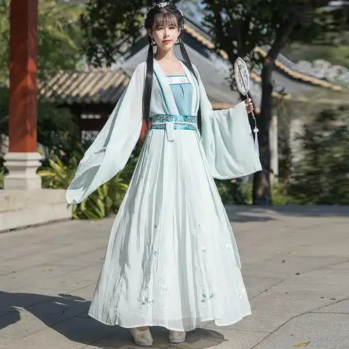 中国风浅绿素雅广袖罗裙汉服女古风袖齐腰襦裙舞蹈演出日常三件套