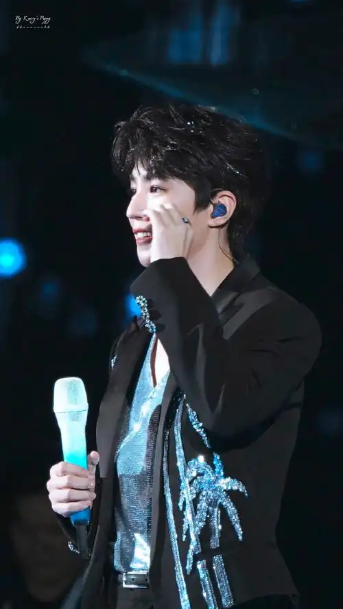 置顶王俊凯超话#王俊凯蔡依林同台#    心引力90    "我的这段旋律