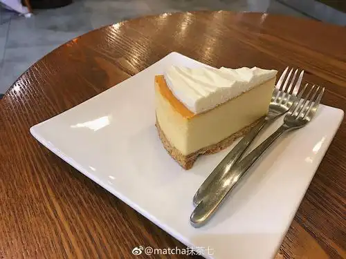星巴克乳酪蛋糕用料太实在 只能搭配美式