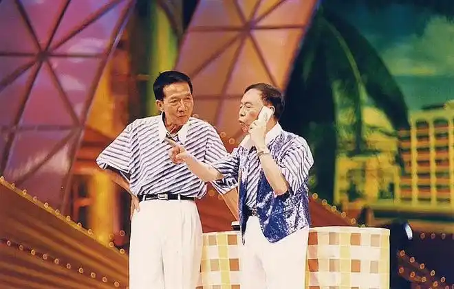 艺术畅谈黄俊英的艺术人生与粤语相声的中兴到末路