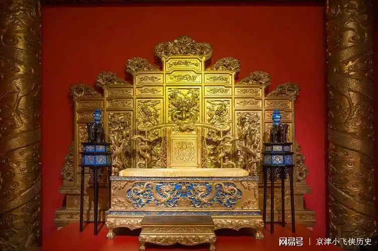 四大帝王龙椅:乾隆坐的够豪华只能排第二,第一是开国皇帝登基坐